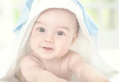 Terapia mokrymi okładami - na czym polega i jak może pomóc? - Mustela Poland - 1