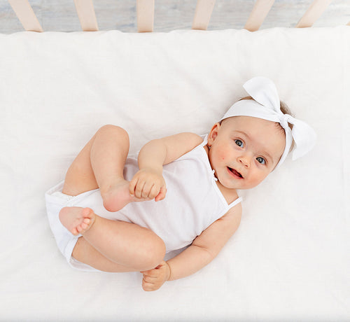 Jak ubierać noworodka latem - Mustela Poland - 1