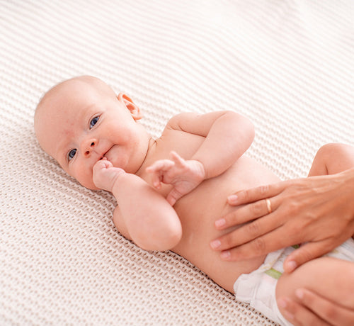 Kolka niemowlęca - jak sobie z nią radzić? - Mustela Polska - 1