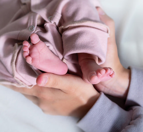 Łuszcząca się skóra u stóp dziecka - Mustela Poland - 1