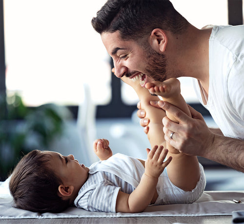 Jak często i w jaki sposób przewijać noworodka - Mustela Poland - 1