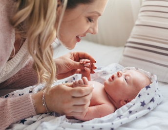 Jak spędzić Dzień Matki z niemowlakiem? - Mustela Poland - 1