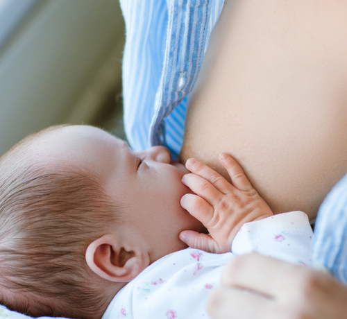 Jak pielęgnować piersi w okresie laktacji? - Mustela Polska - 1