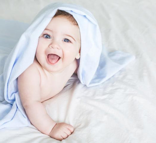 5 miesiąc życia dziecka - Mustela Poland - 1