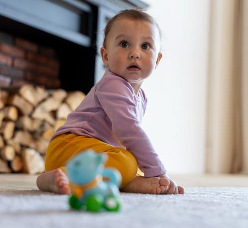 6 miesiąc życia dziecka - Mustela Poland - 1