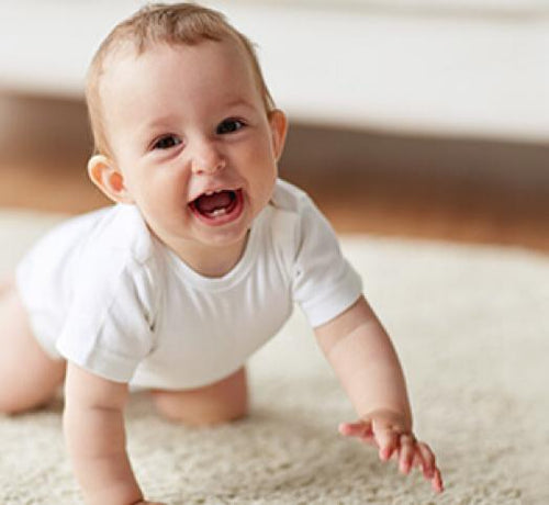 Raczkowanie - ważny etap w życiu dziecka - Mustela Poland - 1