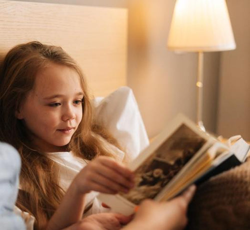 Jak bajki wpływają na rozwój dziecka? - Mustela Poland - 1