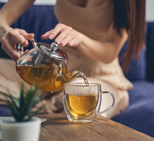 Jakie zioła przy karmieniu piersią - Mustela Poland - 1