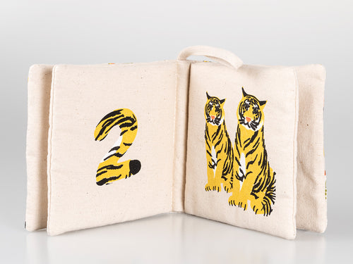 PIERWSZA KSIĄŻECZKA - Mustela Poland - 2