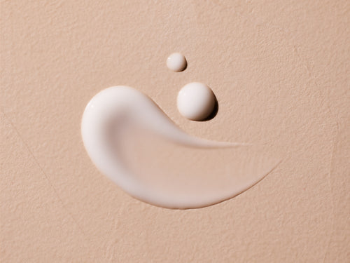 Zdjęcie tekstury serum na rozstępy Maternite - Mustela Poland - 2