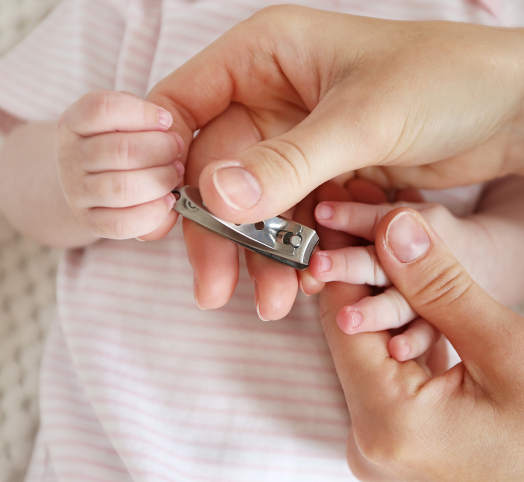jak obcinać paznokcie dziecka