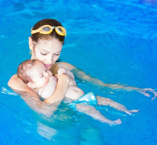 Korzyści z pływania niemowląt 