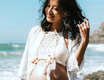 9 tydzień ciąży na plaży
